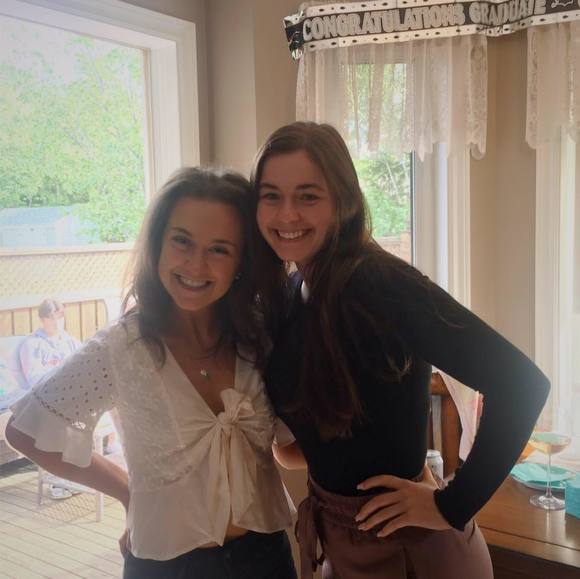 Meet your Posher, Hailey - Picture 1 of 1